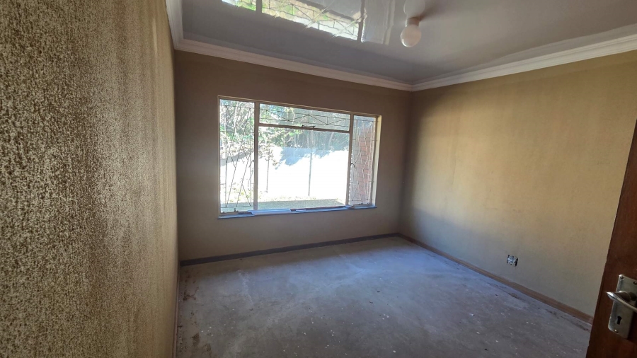 4 Bedroom Property for Sale in Pellissier Free State